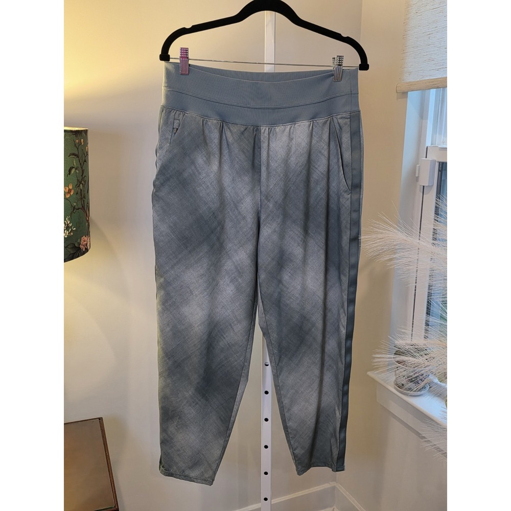 Athleta Sage‎ Green Nolita Slim Tapered Printed Crop Pants Sz. 14